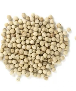 A pile of White Pepper Pods