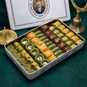 8 Assorted Pistachio Baklava (2200g /77.6oz)-Hafız Mustafa